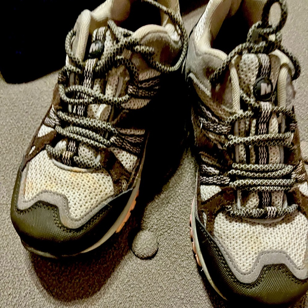 Merrell hiking boots - size 6.5